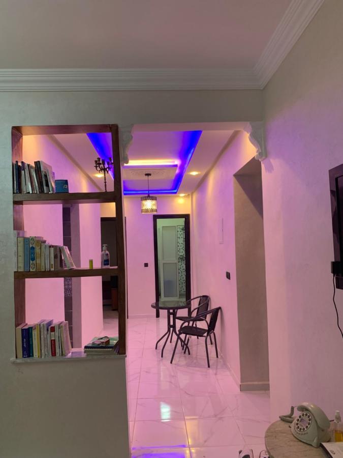 Lovely 2-Bedroom Appartement มาร์ราเกช ภายนอก รูปภาพ
