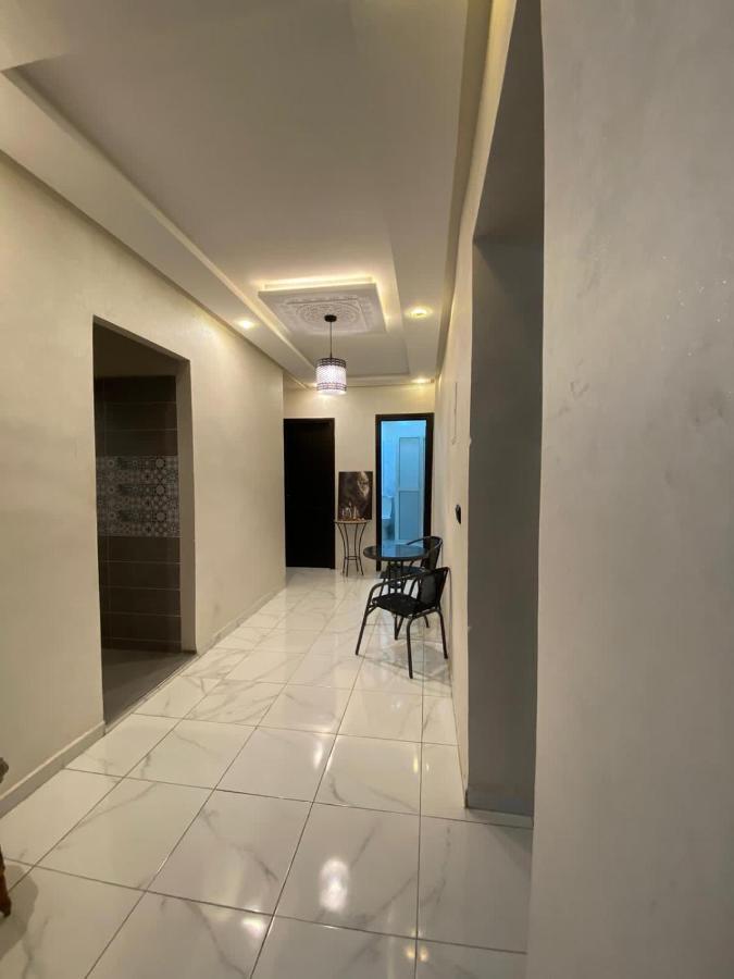 Lovely 2-Bedroom Appartement มาร์ราเกช ภายนอก รูปภาพ